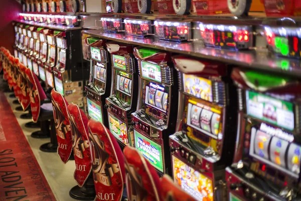 Round result interface Shio Game round result display with zodiac symbol